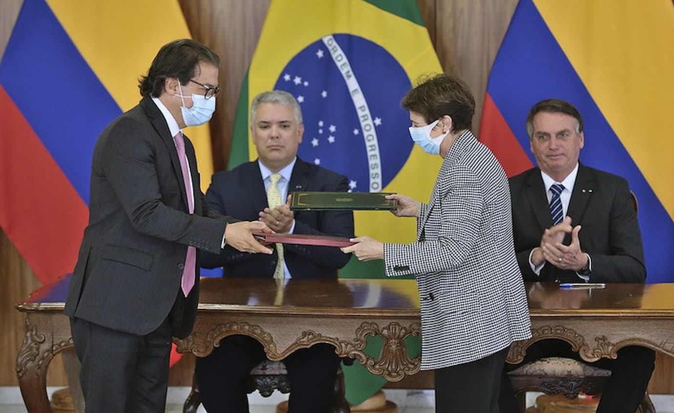 Brasil E Colombia