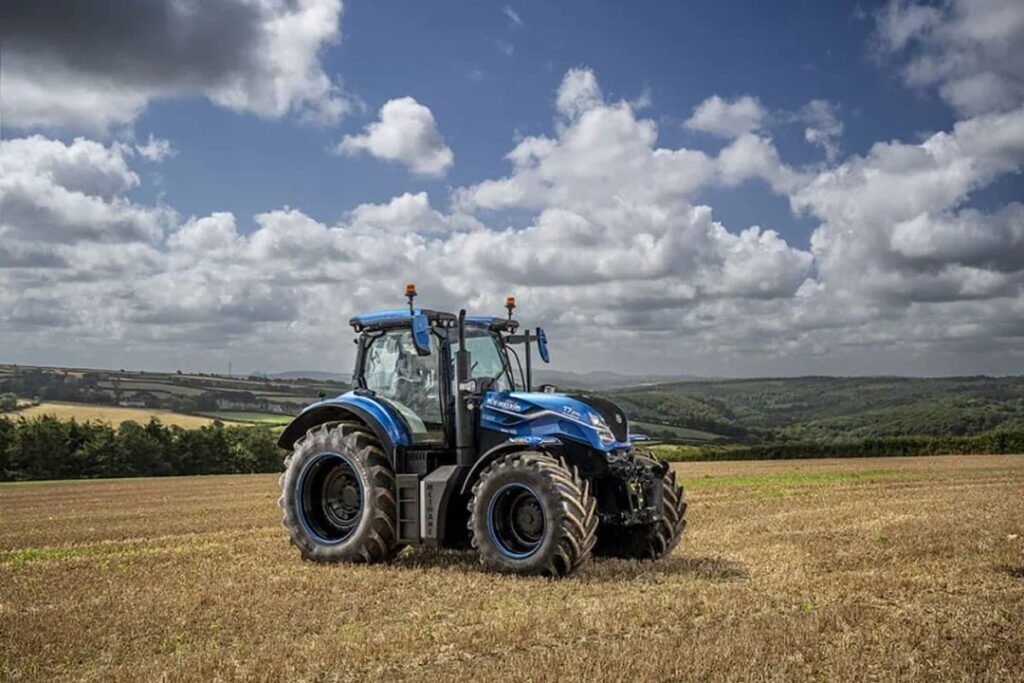 T7 Methane Power, primeiro trator do mundo movido a esterco de gado