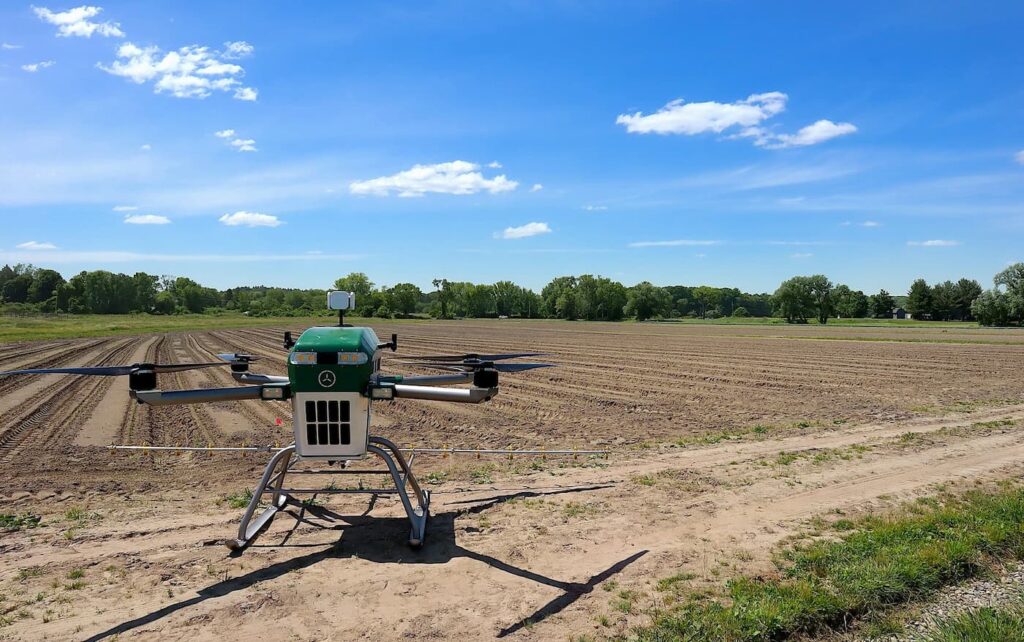 Conheça o primeiro DRONE TRATOR do mundo, uma inovação para a agricultura