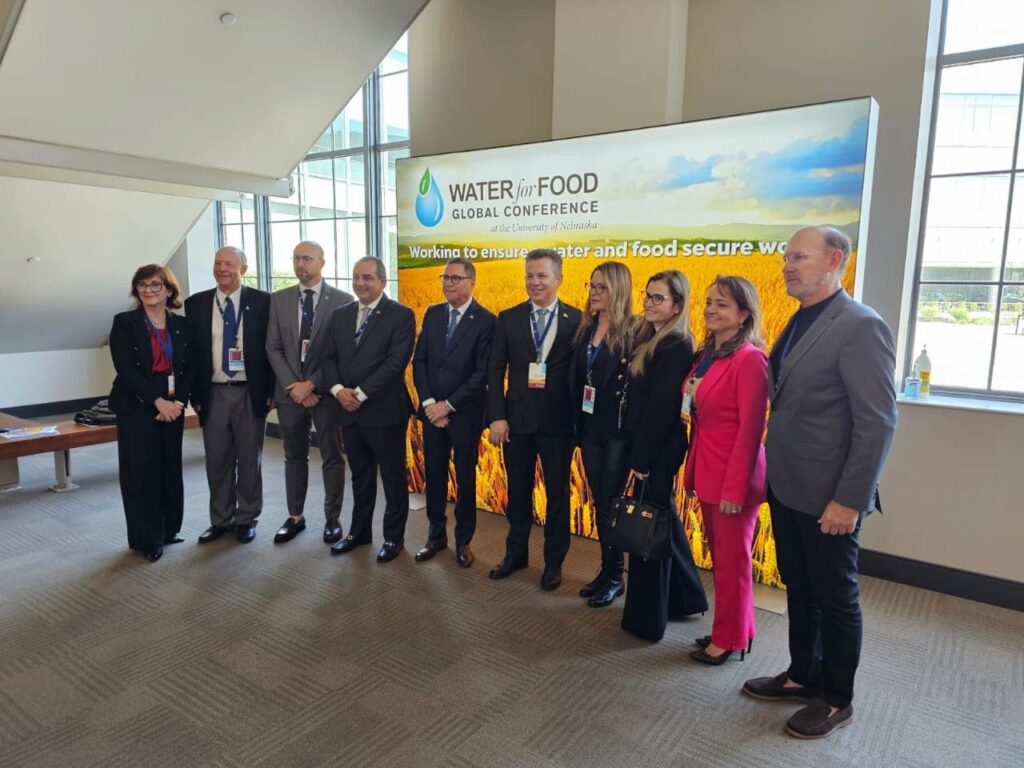 Nos EUA, especialistas afirmam que MT tem maior potencial do Brasil para agricultura irrigada