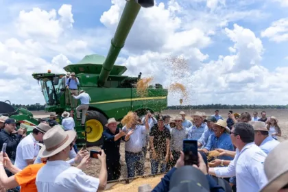 Abertura Nacional Da Colheita Da Soja